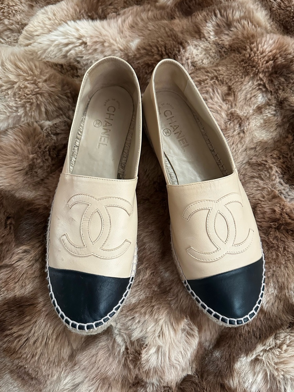 CHANEL Beige and Black Leather Espadrille Flats